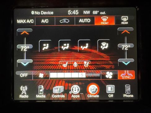 Used 2016 Dodge Charger R/T Scat Pack w/ Technology Group RWD image 25