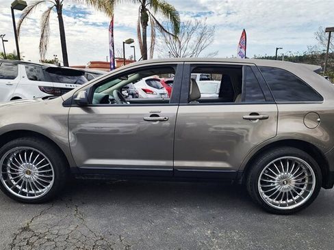 Used 2013 Ford Edge SEL image 35