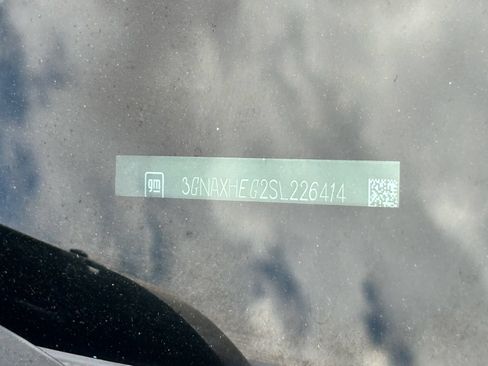Used 2025 Chevrolet Equinox LT FWD image 30