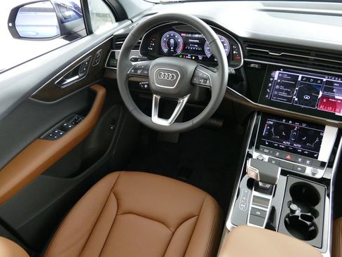 New 2026 Audi Q7 3.0T Premium image 9