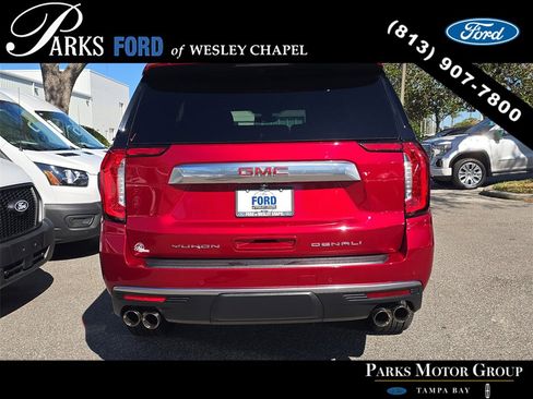 Used 2021 GMC Yukon Denali w/ LPO, Illumination Package image 5