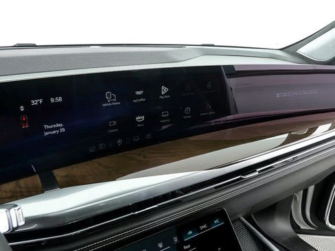 Certified 2025 Cadillac Escalade ESV Sport Platinum AWD/4WD image 14