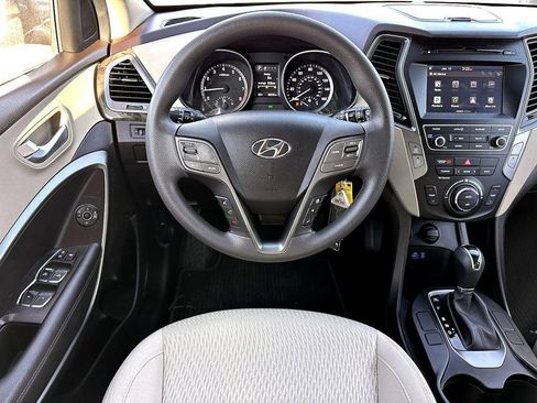 Used 2017 Hyundai Santa Fe Sport image 22