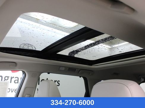 New 2026 Nissan Pathfinder SL image 11