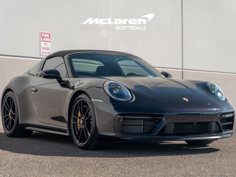 Used 2024 Porsche 911 Targa 4 GTS w/ Premium Package AWD/4WD image 19
