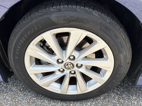 Used 2024 Toyota Camry LE FWD image 10