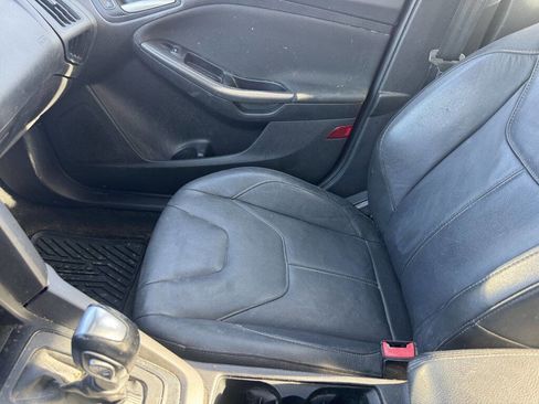 Used 2015 Ford Focus SE w/ Equipment Group 201A image 11