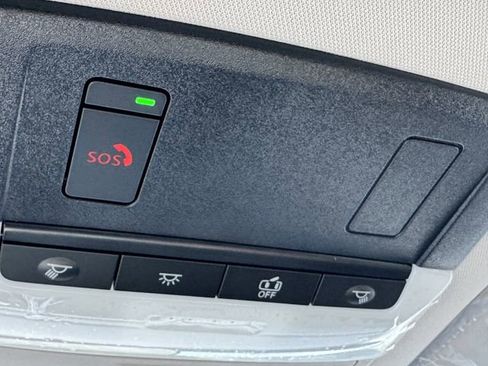 New 2026 Nissan Pathfinder SV image 19