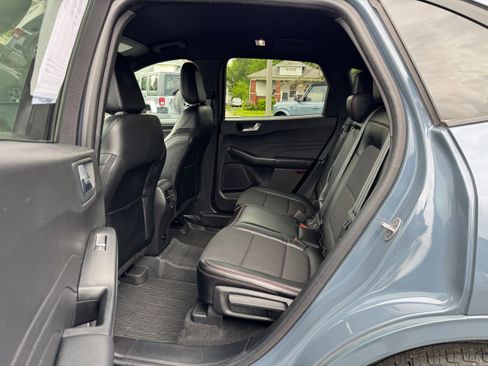 Used 2024 Ford Escape ST-Line w/ Tech Pack #1 FWD image 12