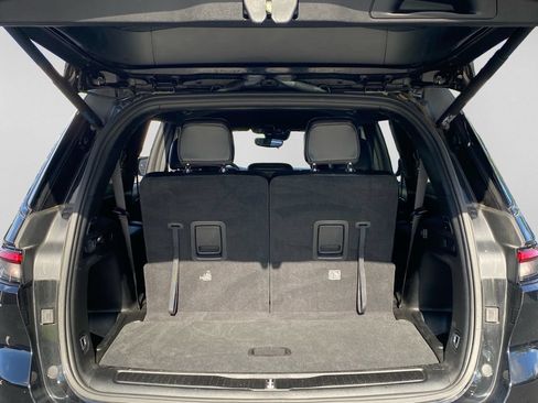 Used 2023 Jeep Grand Cherokee L Laredo RWD image 25