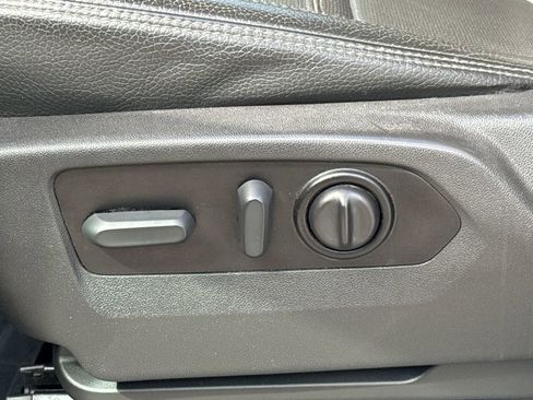 Used 2022 GMC Sierra 2500 Denali w/ Denali Ultimate Package image 29