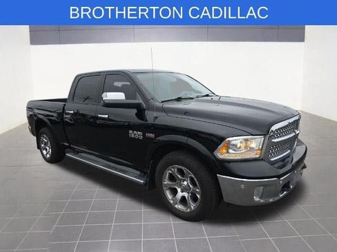Used 2014 RAM 1500 Laramie w/ Trailer Tow Group AWD/4WD image 3