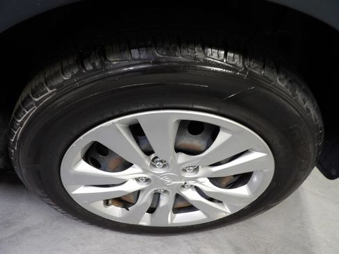 Used 2020 Kia Soul LX FWD image 20