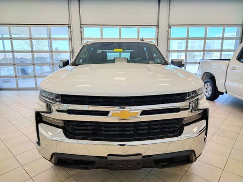 Used 2019 Chevrolet Silverado 1500 LT w/ All-Star Edition image 3