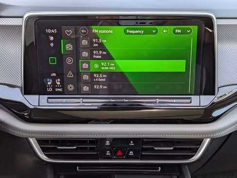 Certified 2025 Volkswagen Atlas Peak Edition SE AWD/4WD image 19
