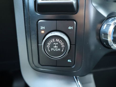 New 2026 Ford F150 XLT w/ Equipment Group 302A MID AWD/4WD image 10