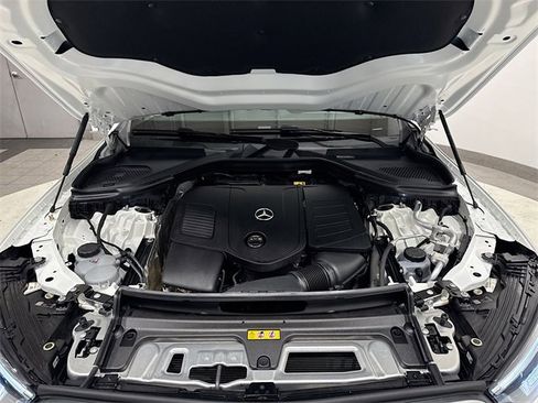 Certified 2025 Mercedes-Benz GLC 300 4MATIC image 32