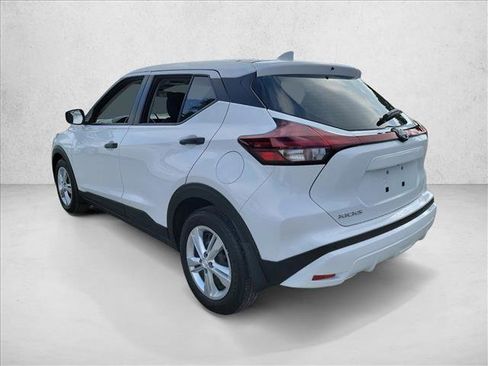 Used 2025 Nissan Kicks Play S image 7