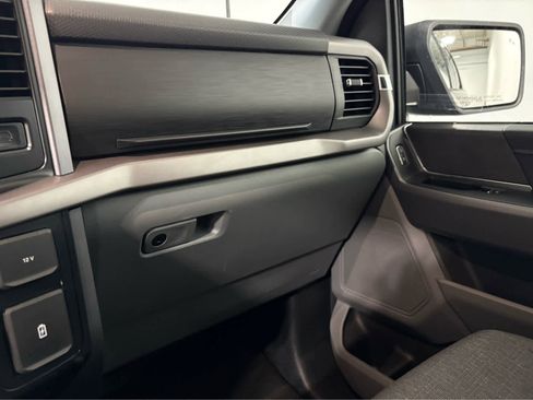 Used 2025 Ford F150 XLT w/ Equipment Group 301A Standard image 19