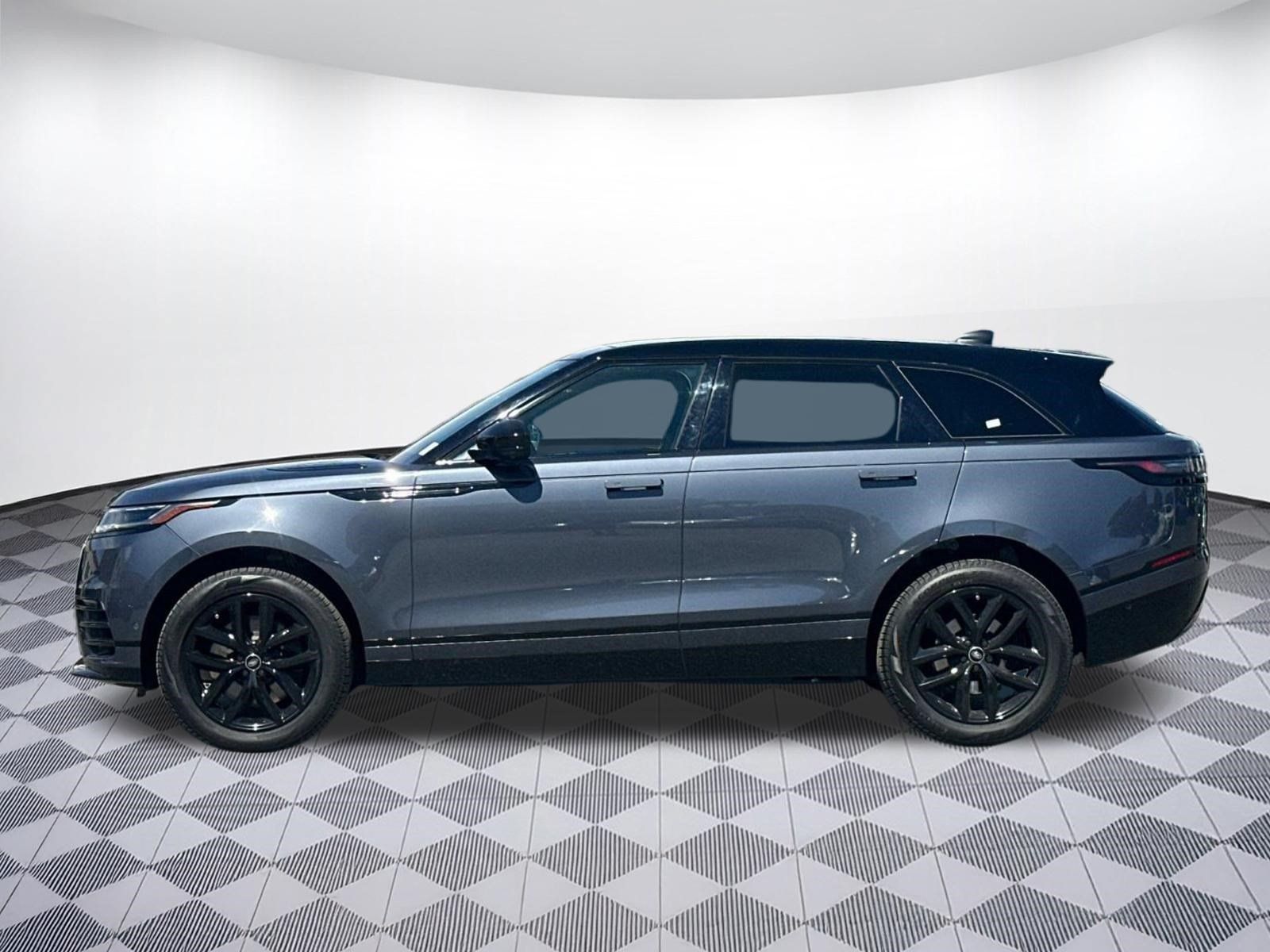 Certified 2026 Land Rover Range Rover Velar Dynamic SE AWD/4WD image 2