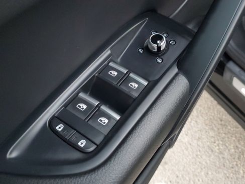 Certified 2023 Audi Q5 2.0T Premium w/ Convenience Package image 25