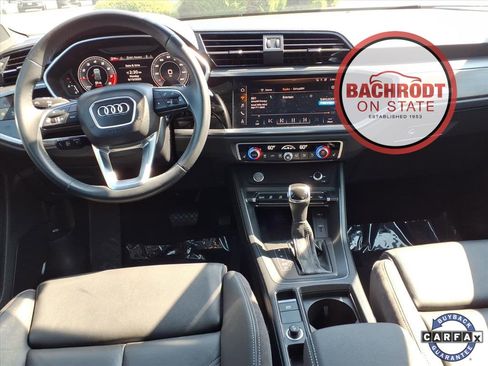 Used 2019 Audi Q3 2.0T Prestige w/ Prestige Package image 16