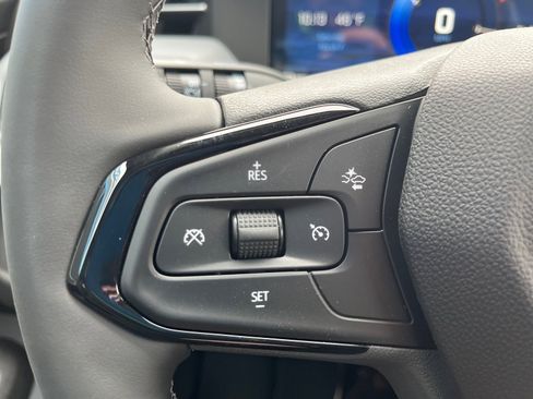 New 2027 Chevrolet Bolt LT w/ Comfort Package image 24