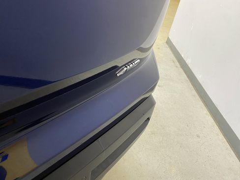 Used 2025 Nissan Pathfinder SV AWD/4WD image 18
