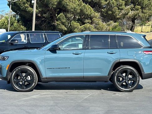 New 2026 Jeep Grand Cherokee Limited image 7