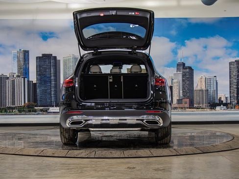 New 2026 Mercedes-Benz GLC 300 4MATIC image 12