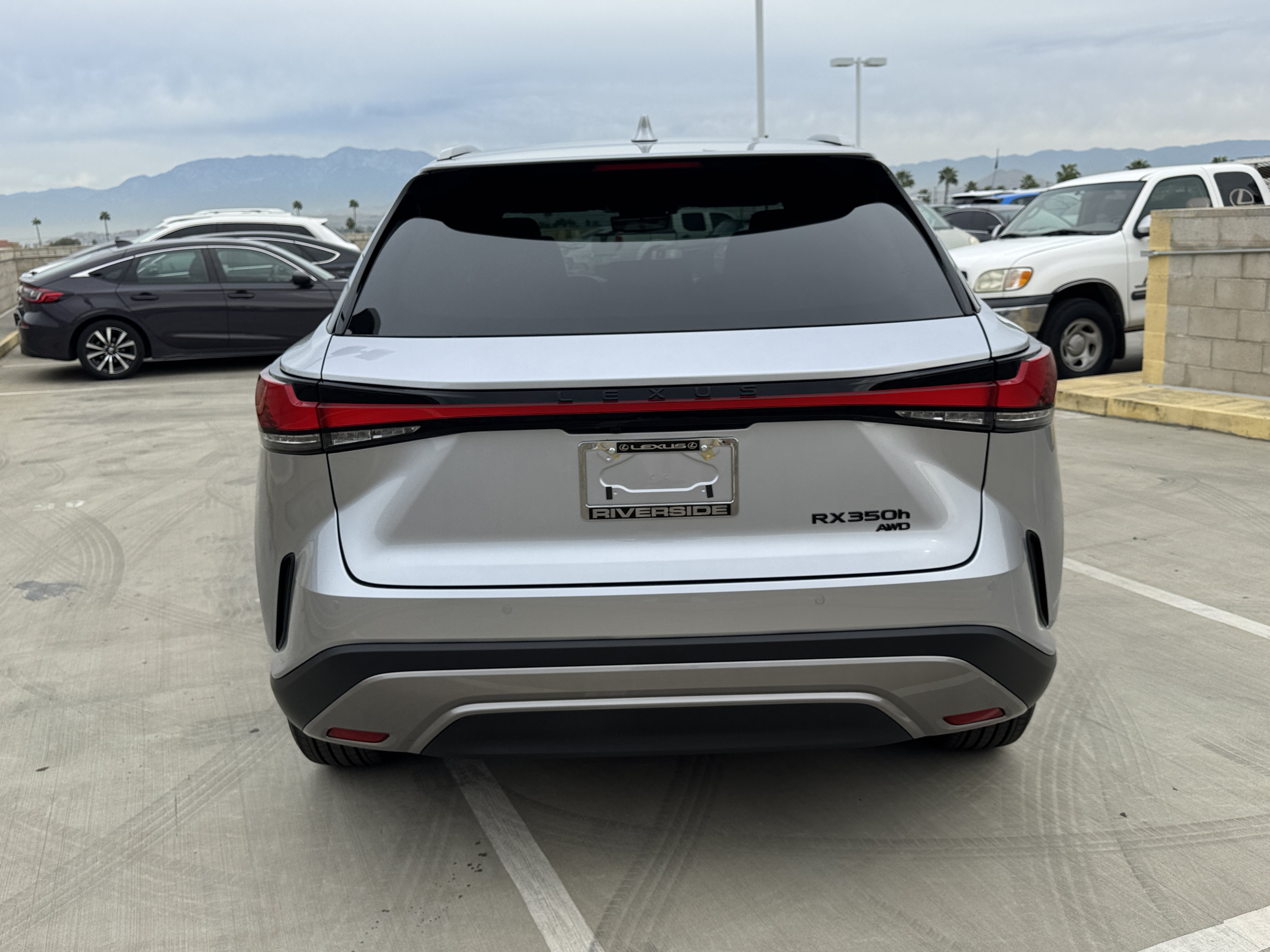 New 2026 Lexus RX 350h AWD/4WD image 9
