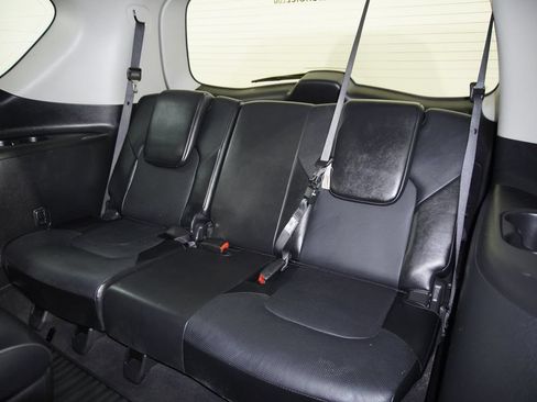 Used 2018 INFINITI QX80 4WD w/ Driver Assistance Package image 13