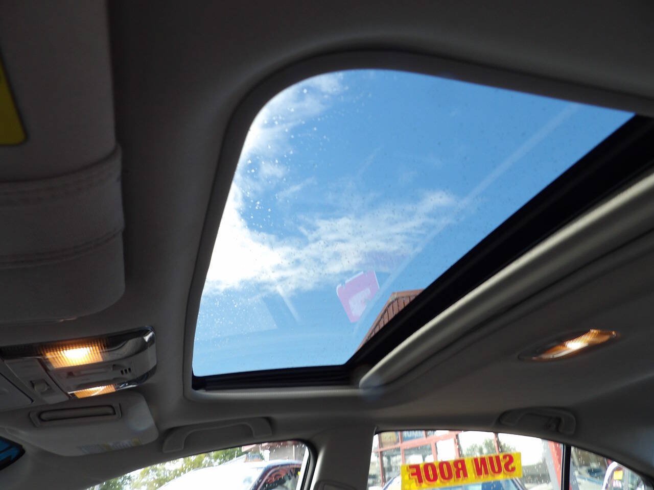 Used 2014 Subaru Legacy 2.5i Premium w/ Moonroof Package AWD/4WD image 8