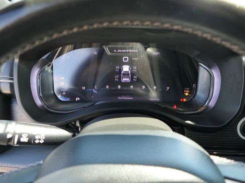 Used 2023 RAM 1500 Limited image 18