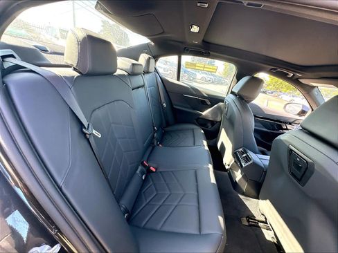 Used 2026 BMW 530i RWD image 25