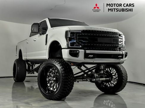 Used 2020 Ford F250 Platinum w/ FX4 Off-Road Package AWD/4WD image 1