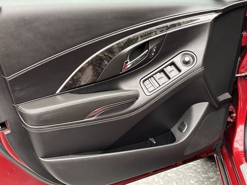 Used 2014 Buick LaCrosse Leather FWD image 6