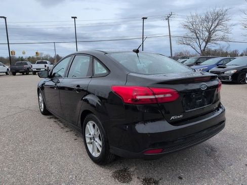 Used 2015 Ford Focus SE image 7