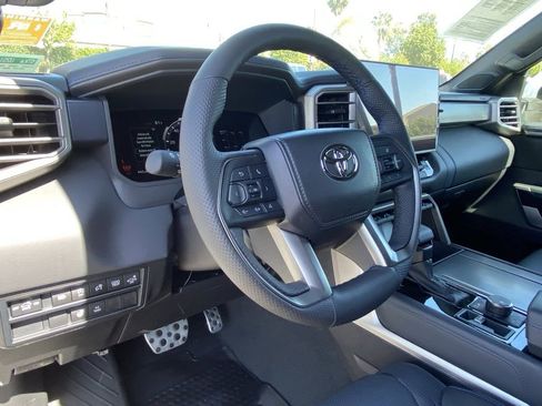 Used 2026 Toyota Tundra Platinum AWD/4WD image 21