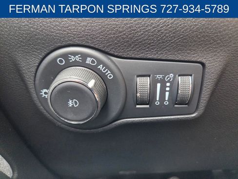 Used 2022 Jeep Compass Latitude w/ Sun and Sound Group AWD/4WD image 26