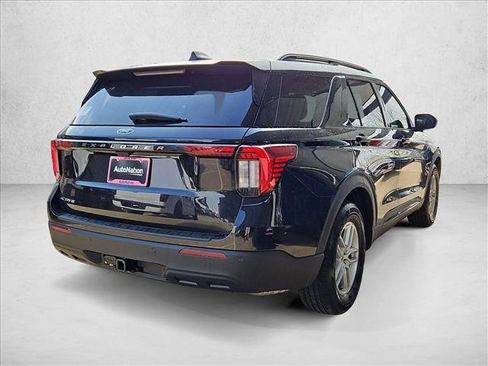 New 2026 Ford Explorer Active image 2