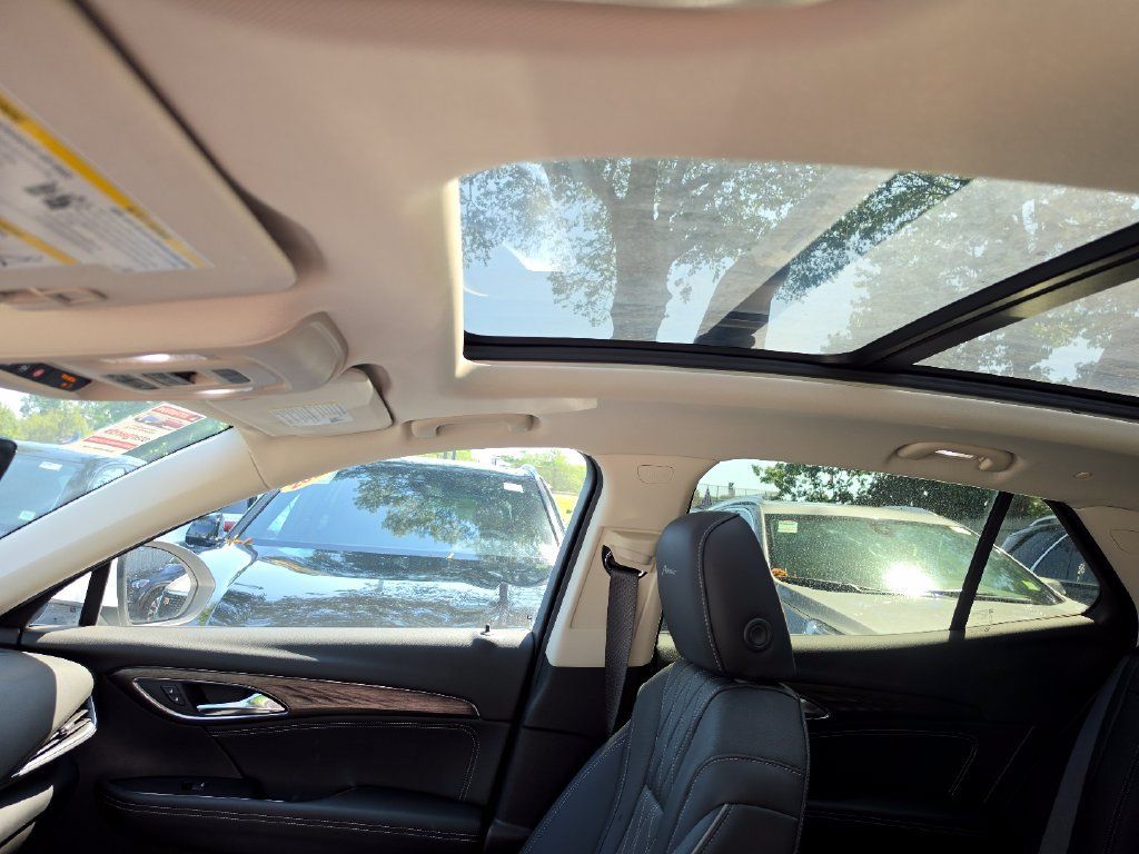 Used 2023 Buick Envision Avenir w/ Premium Seat Package AWD/4WD image 13