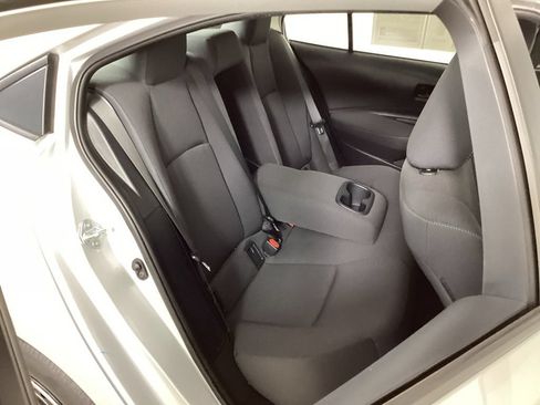Used 2023 Toyota Corolla LE FWD image 33