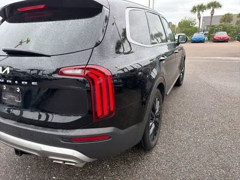 Used 2022 Kia Telluride SX w/ SX Prestige Package image 9