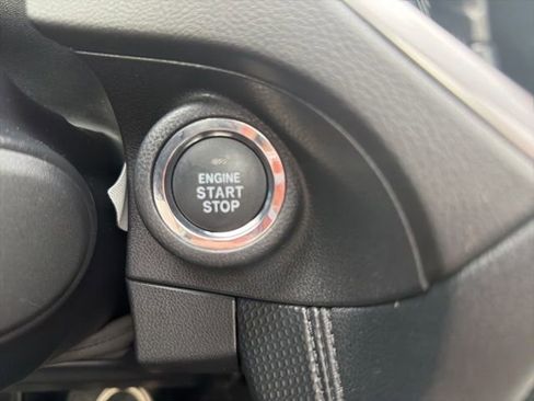 Used 2023 Subaru Forester Premium AWD/4WD image 19
