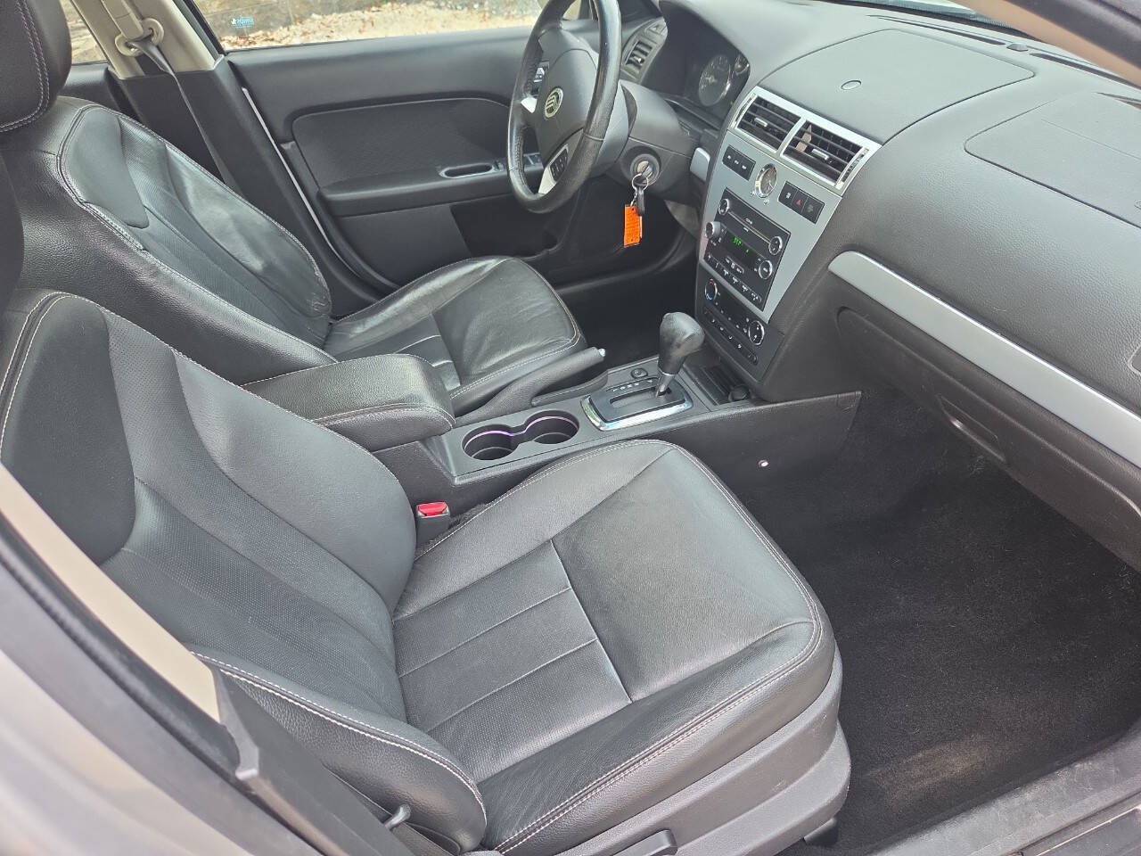 Used 2009 Mercury Milan Premier AWD/4WD image 27