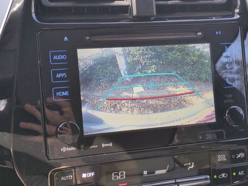 Used 2017 Toyota Prius Four Touring image 20