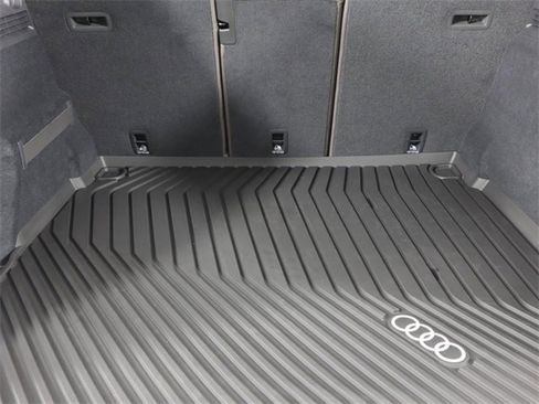 New 2025 Audi Q5 Premium Plus image 25