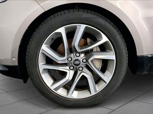 Used 2022 Land Rover Range Rover Sport HSE Silver Edition image 10