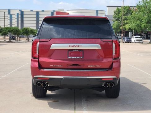 Used 2024 GMC Yukon Denali w/ LPO, Floor Liner Package AWD/4WD image 6